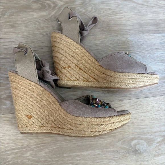 Steve Madden Embellished Espadrille Wedges Size 9 - Picture 3 of 7